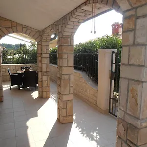 apartman-ines-1.in-istria.net/