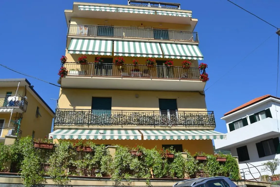 Appartamento Casa Rosetta Noli Italia